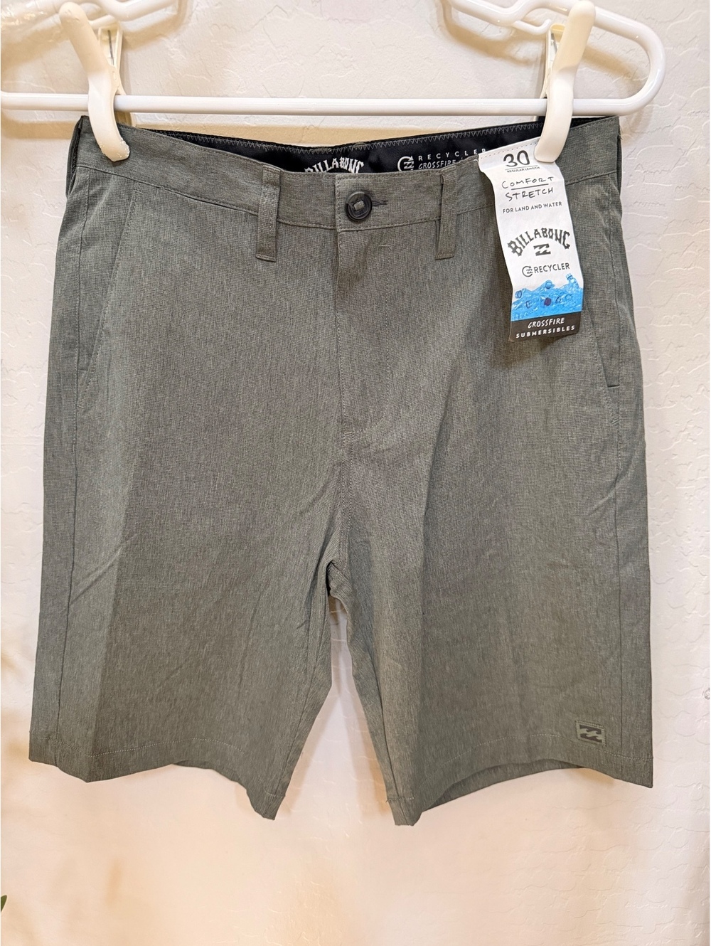 Men’s billabong shorts